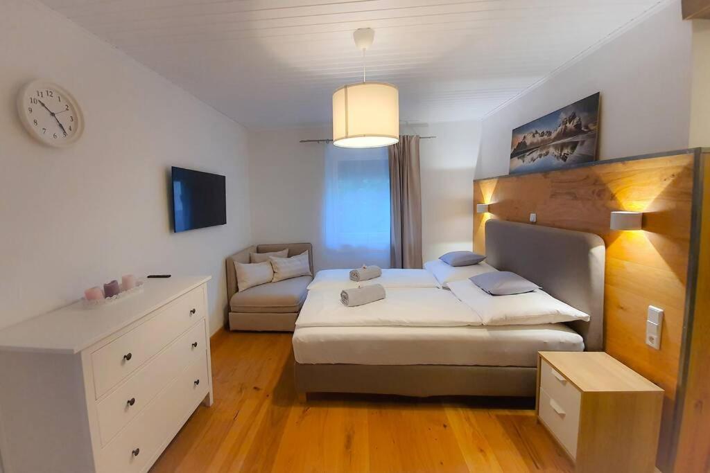 Tiny Kozma Apartment Bodensdorf Esterno foto